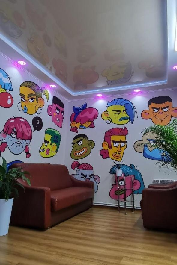 Meeting Place Бишкек Екстериор снимка